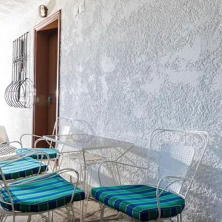 F & B Summer Collection - Kassandra -